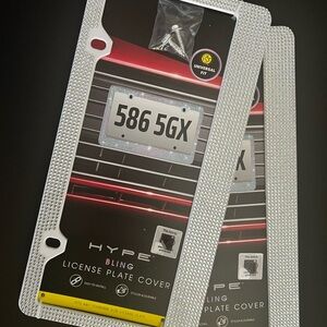 NWT 2 Hype Silver Bling License Plate Cover